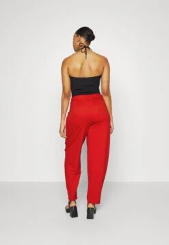 Stretch Trousers - Pantalones - Red -Anna Field 24d250d5800e405dbb53db9fb07dfa38