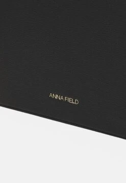 Anna Field Set Of 2 Wash Bags - Neceser - Black -Anna Field 5b38fc2fc07345e38614101d40b15dad