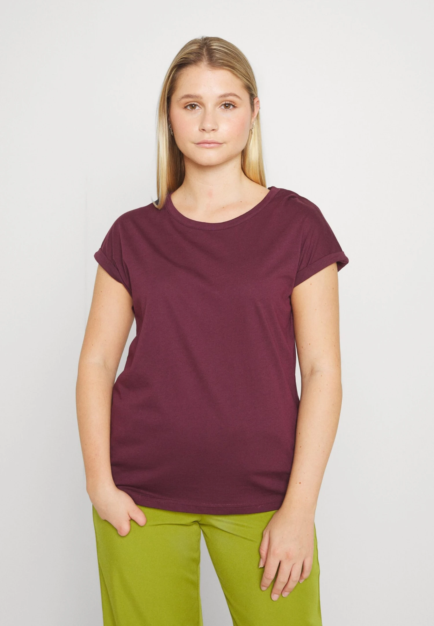 Anna Field 3 Pack - Camiseta Básica - Dark Red/White/Black 9 Anna Field 3 Pack - Camiseta Básica - Dark Red/White/Black - Imagen 7