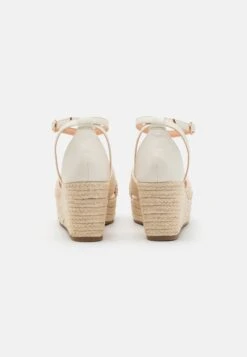 Sandalias Con Plataforma - Beige 11 Sandalias Con Plataforma - Beige -Anna Field 75a44eba836e47e4900e3bb3ae8012ae