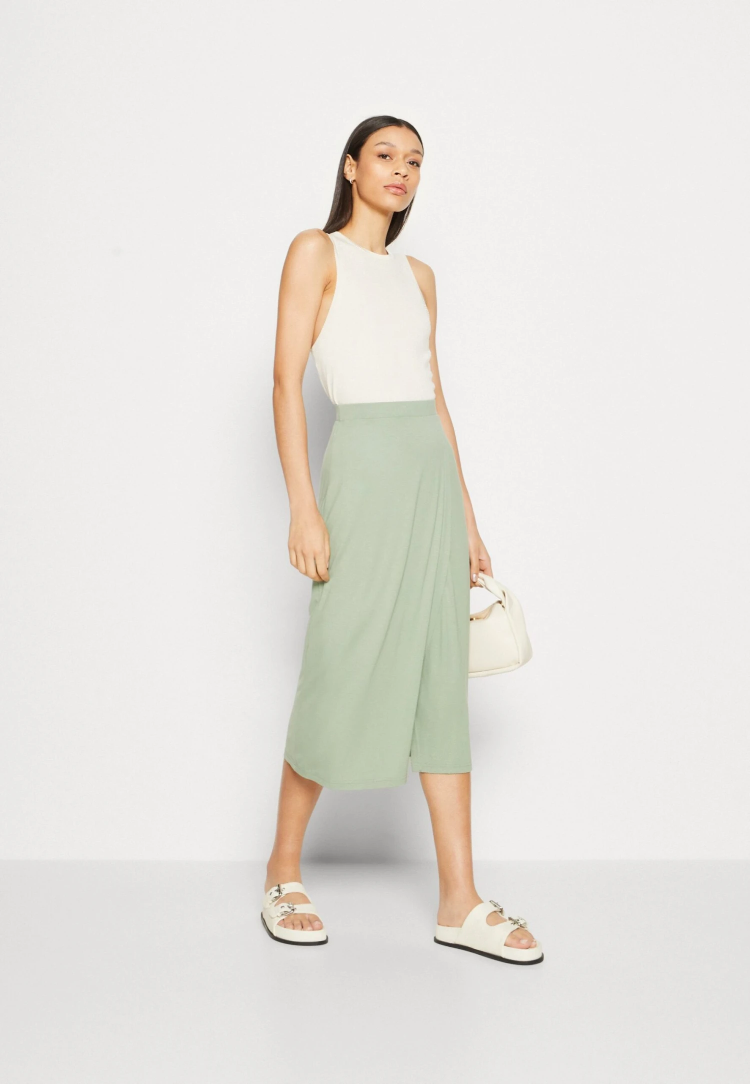 Anna Field Falda Cruzada - Light Green 4 Anna Field Falda Cruzada - Light Green - Imagen 2