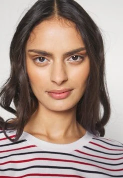 Anna Field 2 Pack - Camiseta Estampada - White/Multi-Coloured/Black -Anna Field 9515928ec37e470a9d257dfbf73073d8