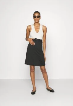 Falda Acampanada - Black 9 Falda Acampanada - Black -Anna Field beb6ff0aa1ac4f928389e77c31f32979