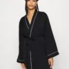 Anna Field Amanda Satin Dressing Gown - Albornoz - Black