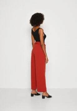 Anna Field Pantalones - Dark Red -Anna Field d7626289b75b4f48bb6345a2c687881f