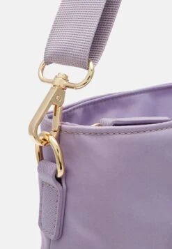 Anna Field Funda Para Portátil -Lilac -Anna Field e1f76fa027c44847b025c7d96c3c32d9