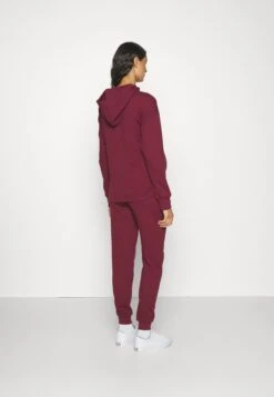 Set - Jersey Con Capucha - Dark Red 11 Set - Jersey Con Capucha - Dark Red -Anna Field e64365e1251f4031bea6606d72b68c13