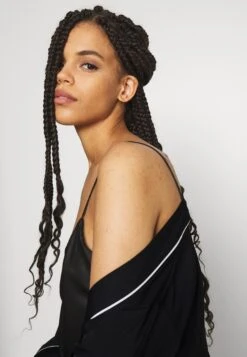 Anna Field Amanda Satin Dressing Gown - Albornoz - Black -Anna Field eed1478cfddd45b9a2232895a3abc79a