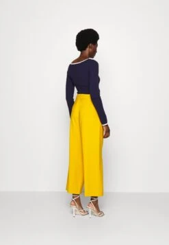 Anna Field Pantalones - Dark Yellow -Anna Field f44bd219adff4b22b7c91eb3bc15edb8